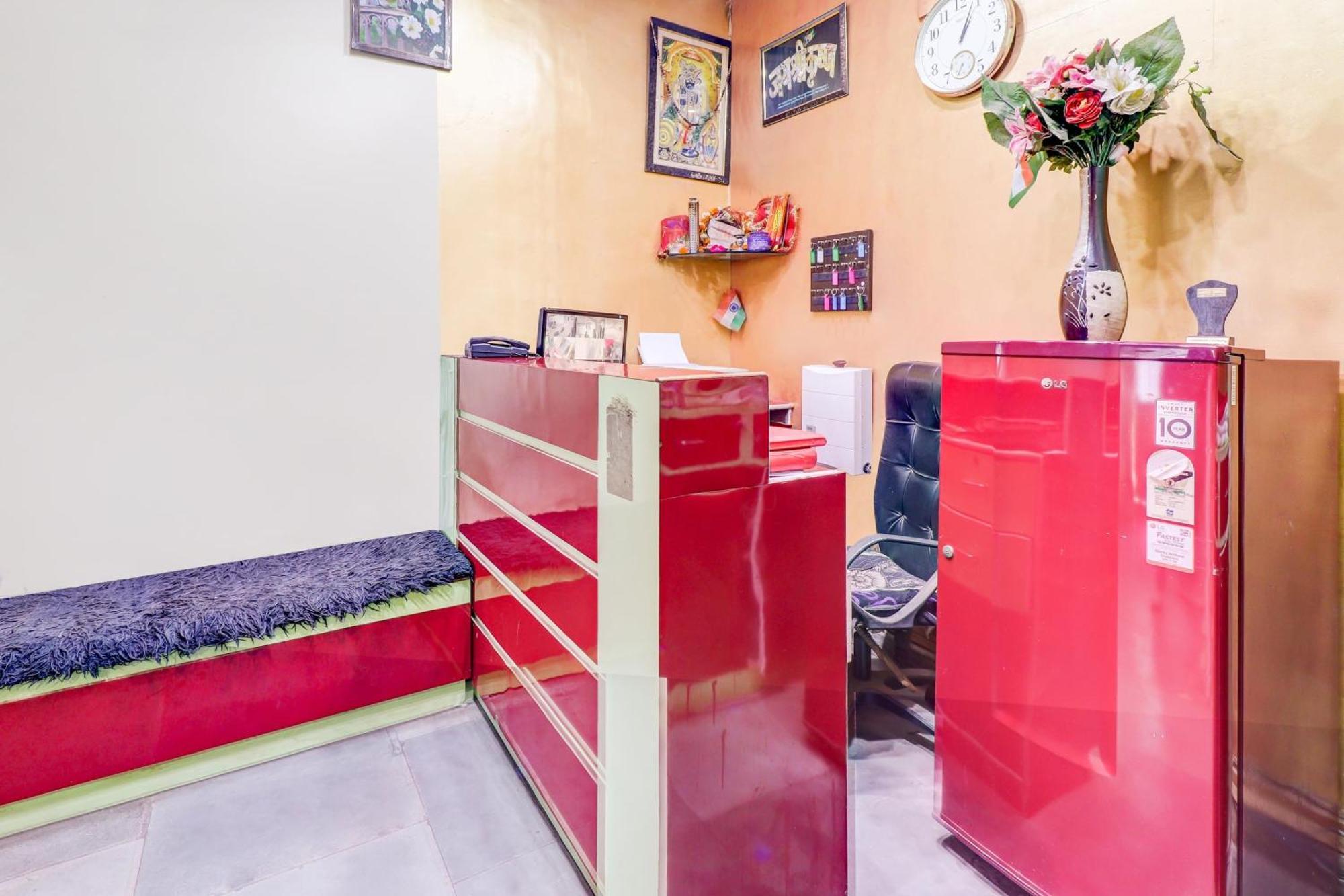 Spot On Siddhi Maa Hotel Gwalior Bagian luar foto